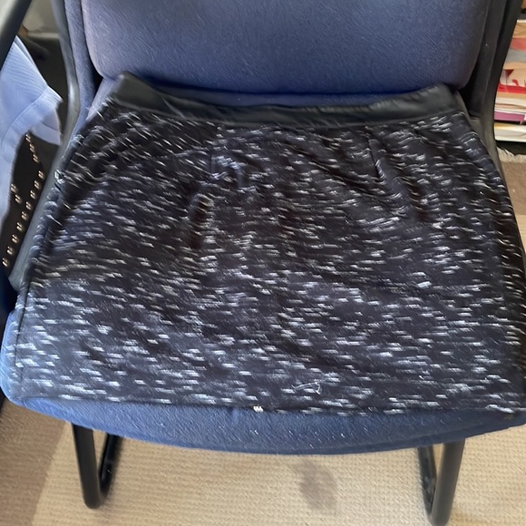 Black skirt. Brand Rock & Republic - Picture 2 of 2